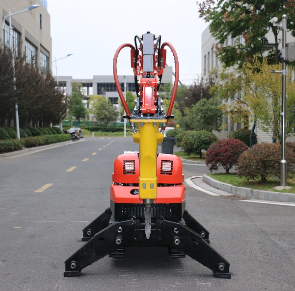 破拆機(jī)器人HCR120C 破拆機(jī)器人HCR120C